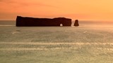 Le rocher Percé menacé par l'érosion des berges en Gaspésie