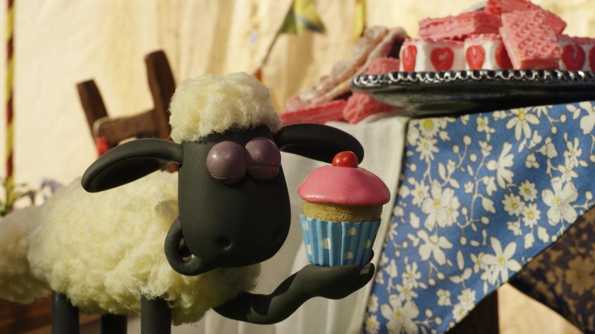 Shaun Le Mouton Les Lamas Du Fermier Shaun le mouton — Les lamas du fermier