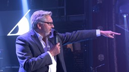 Défi, animateur de foule